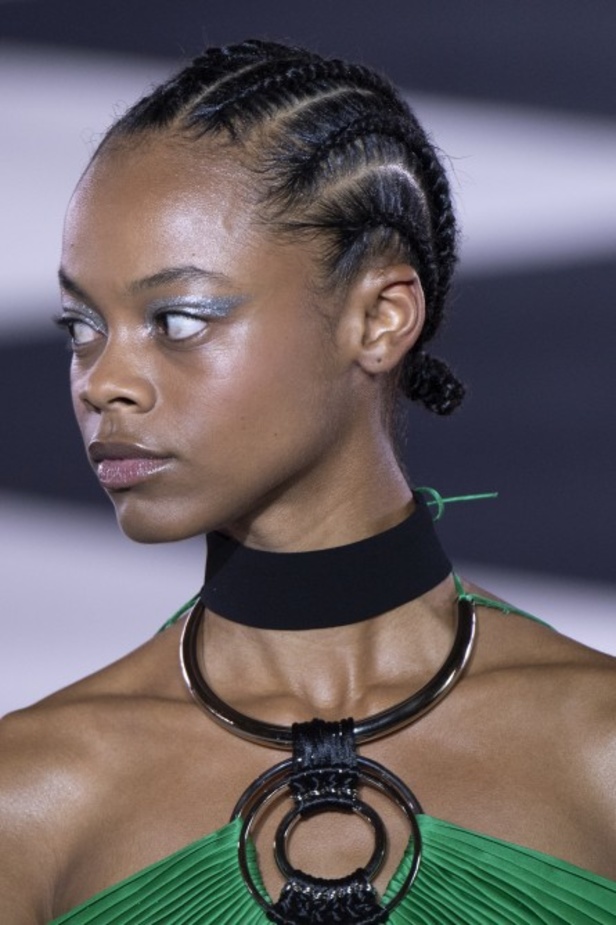 اسبوع الموضة في باريس 2019 ازياء BALMAIN الجاهزة لربيع وصيف 2020