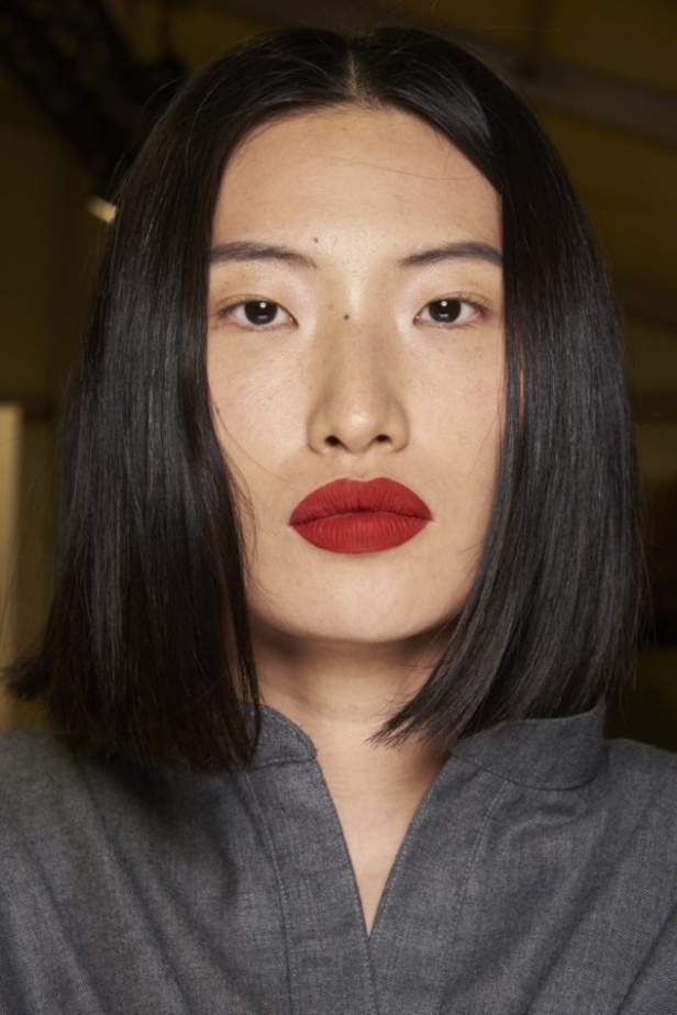 عرض ازياء مجموعة Balmain ربيع وصيف 2021 من اسبوع الموضة في باريس