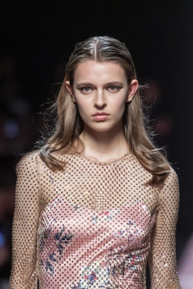 اسبوع الموضة في ميلان 2019 عرض أزياء  BLUMARINE لربيع وصيف 2020