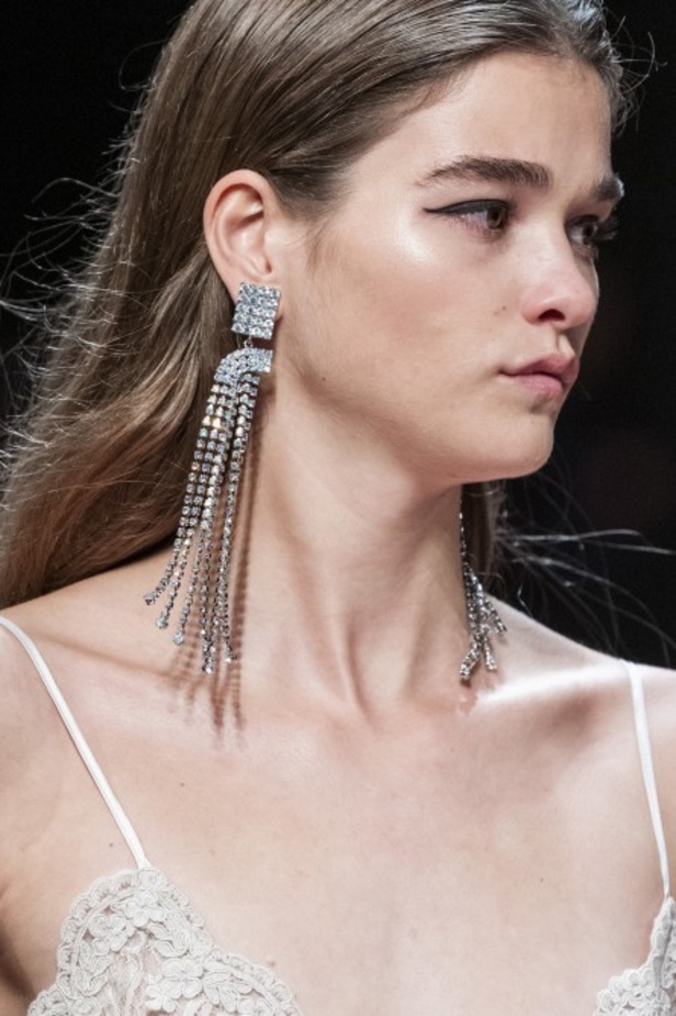 اسبوع الموضة في ميلان 2019 عرض أزياء  BLUMARINE لربيع وصيف 2020