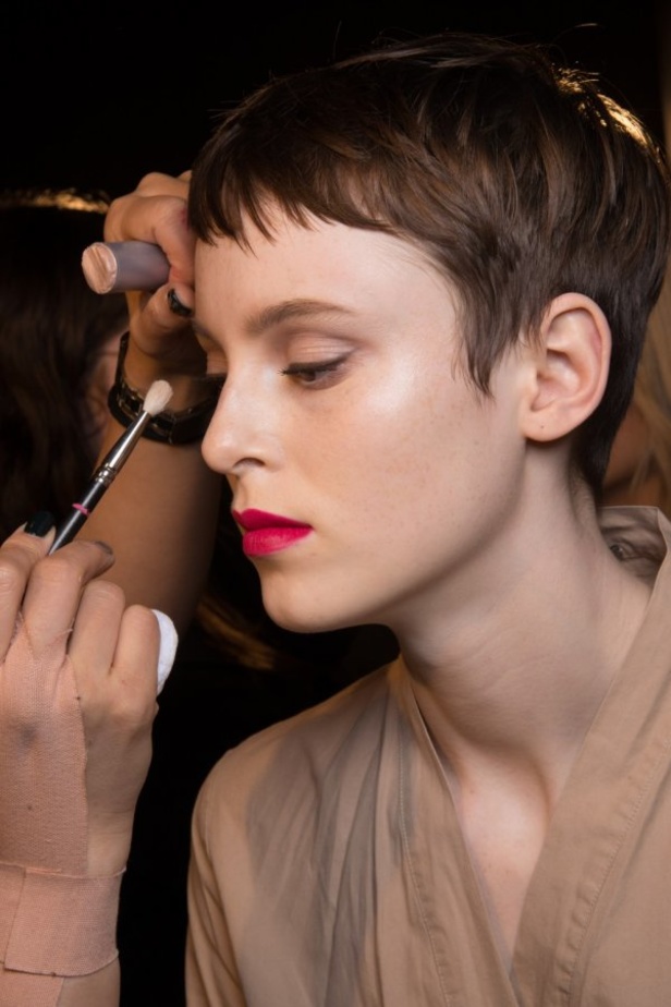 عرض ازياء مجموعة بوتيغا فينيتا لخريف وشتاء 2018