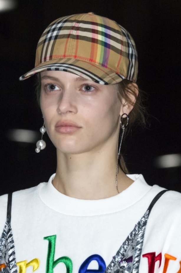 مجموعة بربري من أسبوع الموضة في لندن