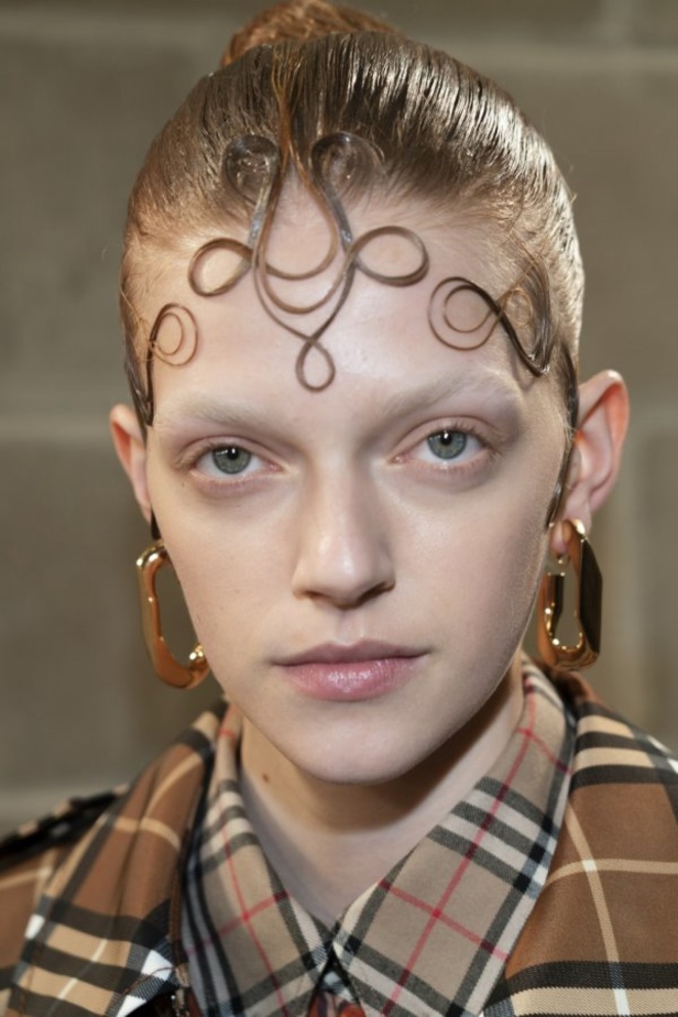 مجموعة Burberry  للألبسة الجاهزة لخريف و شتاء 2019