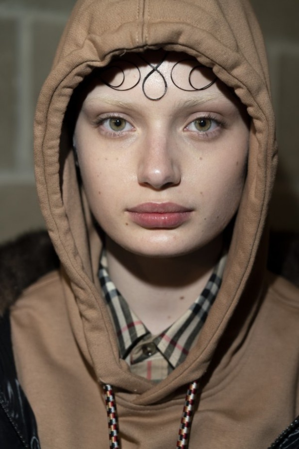 مجموعة Burberry  للألبسة الجاهزة لخريف و شتاء 2019