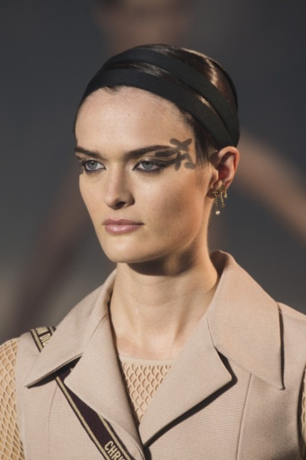 مجموعة ديور لموسم ربيع وصيف 2019