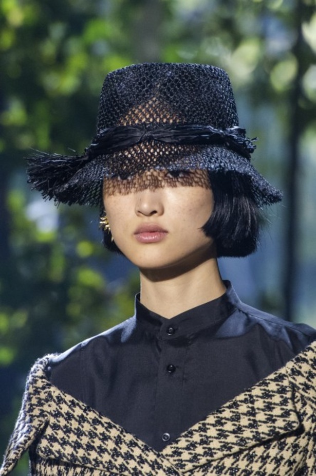 اسبوع الموضة في باريس 2019 ازياء MAISON DIOR الفاخرة لربيع وصيف 2020