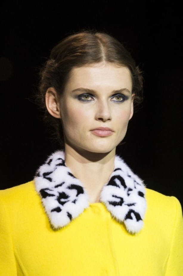 أزياء مفعمة بالألوان خلال عرض Carolina Herrera