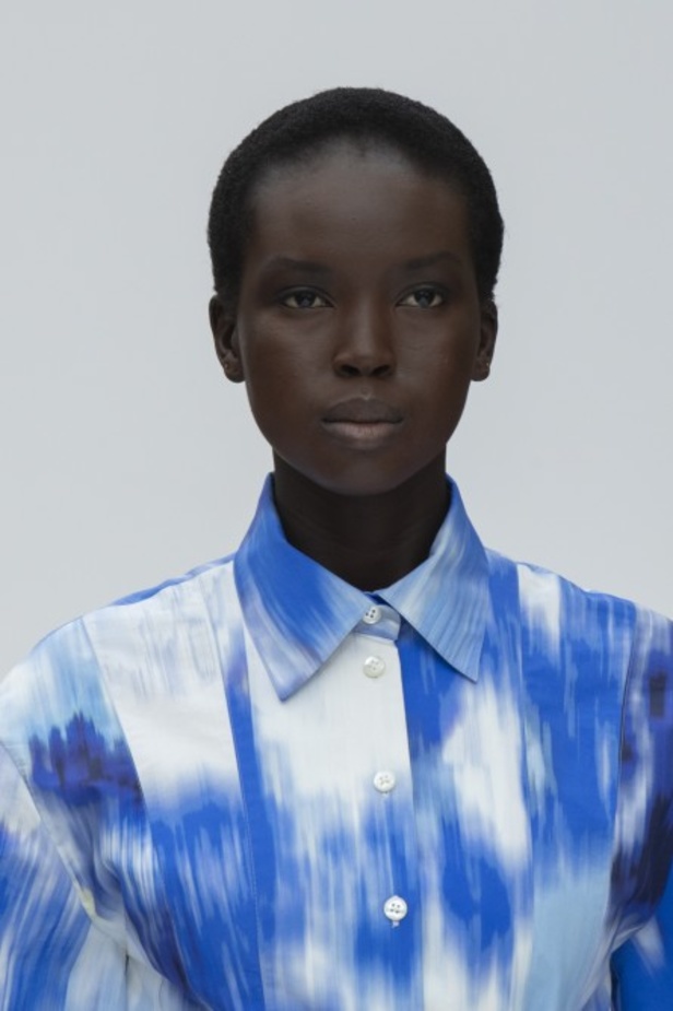 عرض أزياء كارولينا هيريرا لموسم ربيع وصيف 2020