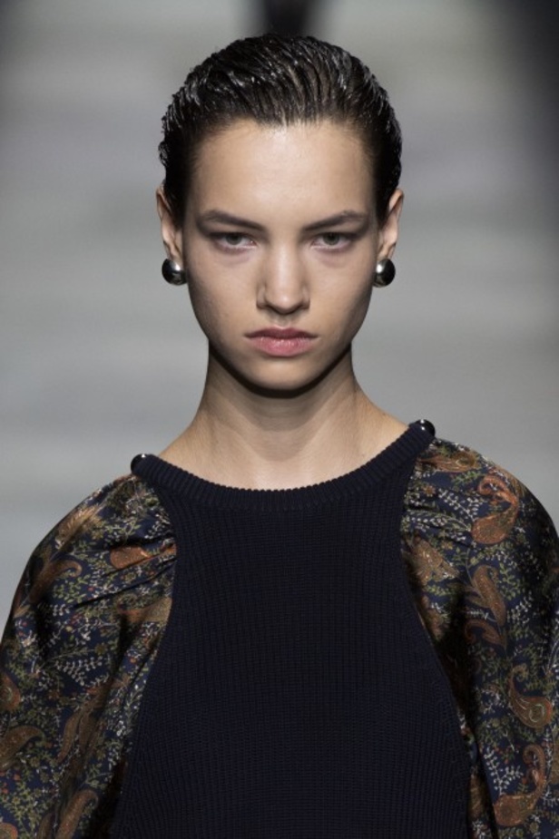 اسبوع الموضة في لندن 2019 أزياء CHRISTOPHER KANE الفاخرة لربيع وصيف 2020