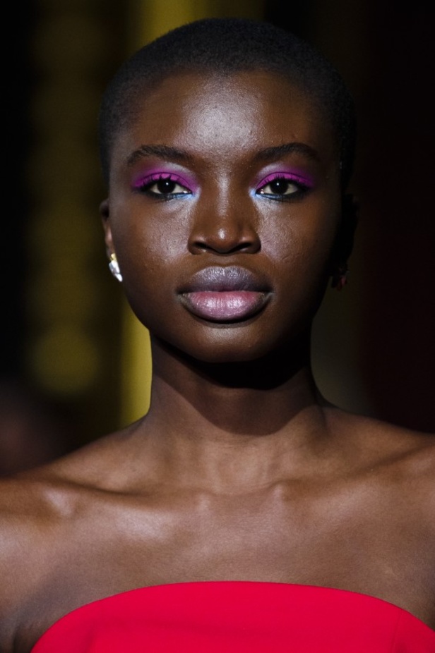 عرض أزياء كريستيان سيريانو لموسم خريف وشتاء 2018