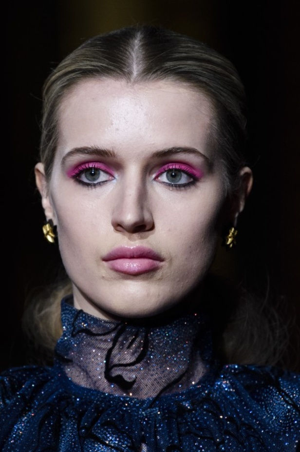 عرض أزياء كريستيان سيريانو لموسم خريف وشتاء 2018