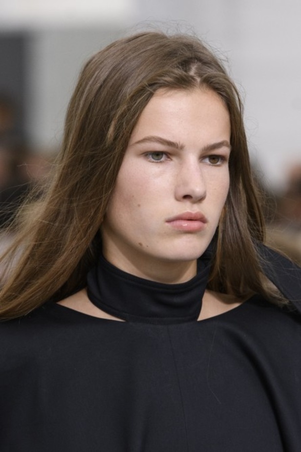 مجموعة Celine للأزياء الجاهزة لربيع وصيف 2018 !