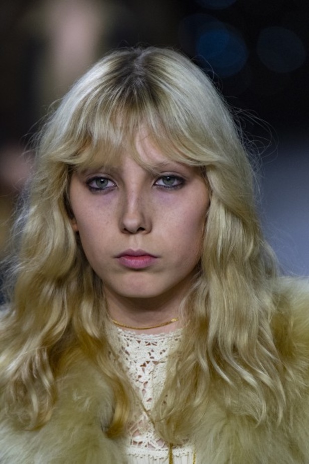 اسبوع الموضة في باريس 2019 أزياء  CELINE الفاخرة لربيع وصيف 2020