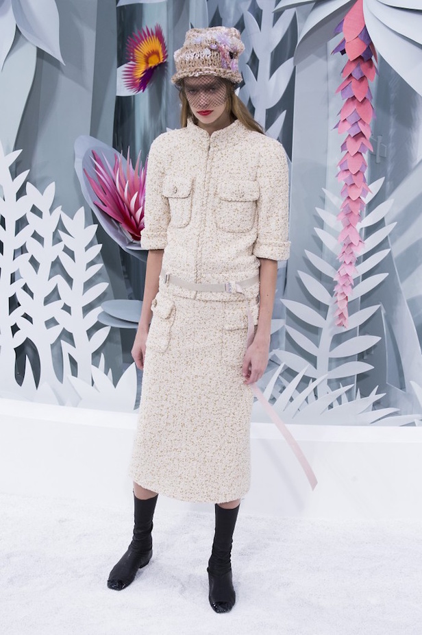 مجموعة تفيض أنوثة وحيوية من شانيل