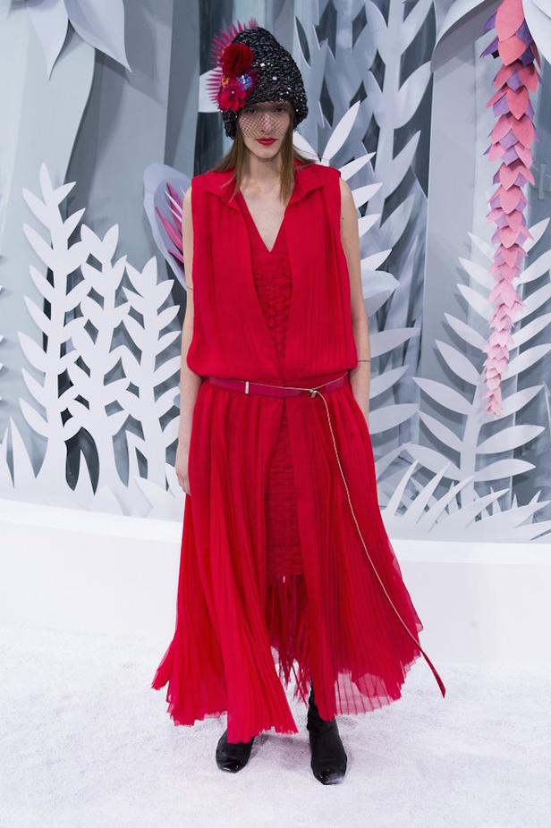 مجموعة تفيض أنوثة وحيوية من شانيل