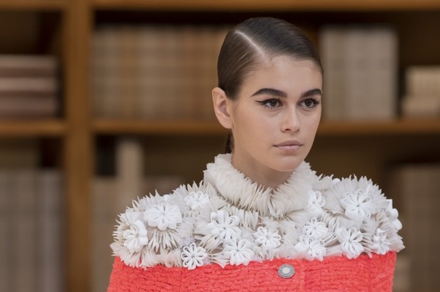  مجموعة شانيل هوت كوتور 2020 من اسبوع الموضة في باريس 2019