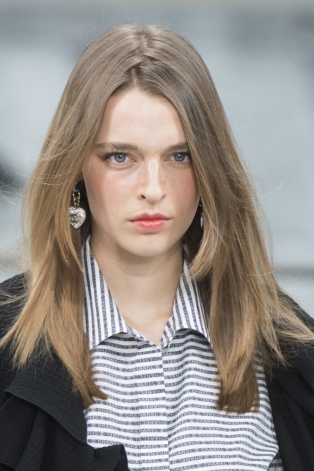 مجموعة شانيل لربيع وصيف 2020 في باريس