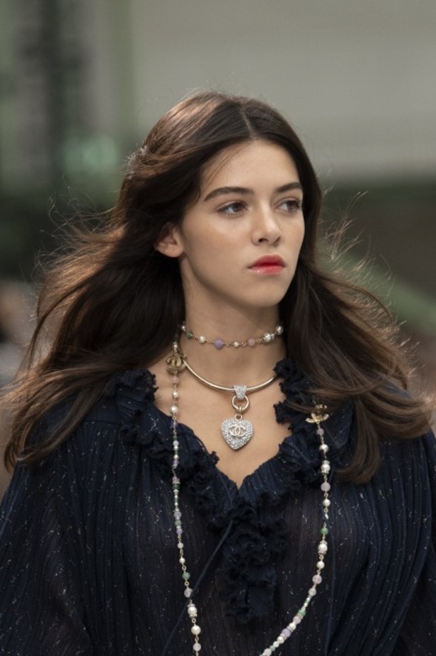 مجموعة شانيل لربيع وصيف 2020 في باريس