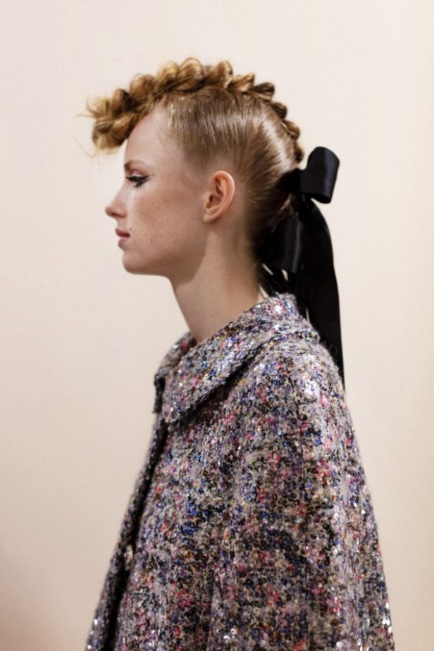 عرض أزياء دار شانيل CHANEL للأزياء الراقية لخريف وشتاء 2021-2022