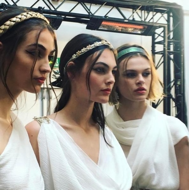 مجموعة شانيل كروز 2018 تعود بنا الى الحضارة اليونانية