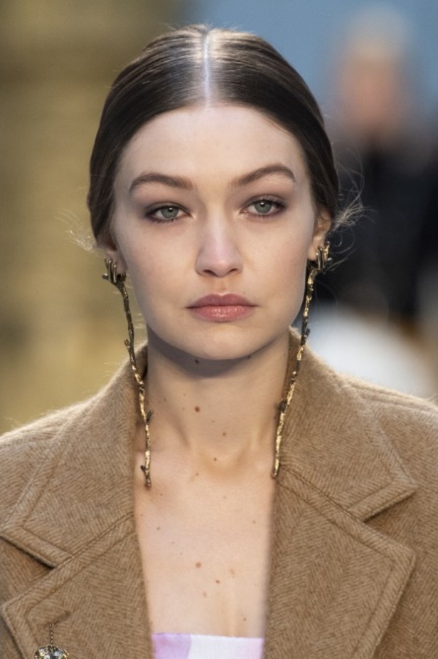 مجموعة كلوي Chloe لخريف وشتاء 2020-2021 خلال اسبوع الموضة في باريس