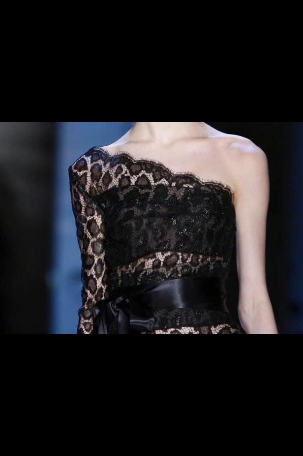 عرض Alexandre Vauthier للأزياء الفاخرة لربيع وصيف 2016