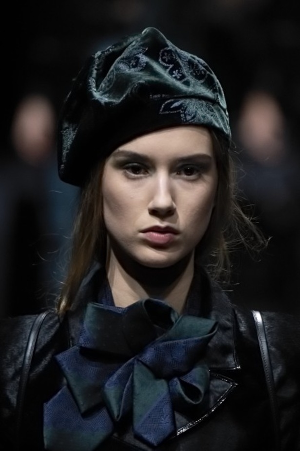 مجموعة امبريو أرماني  EMPORIO ARMANI لخريف وشتاء 2020-2021