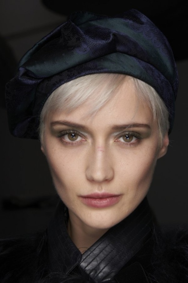 مجموعة امبريو أرماني  EMPORIO ARMANI لخريف وشتاء 2020-2021