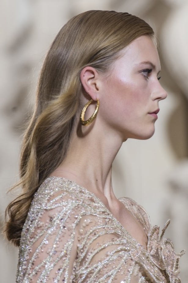 عرض أزياء ايلي صعب لخريف 2018