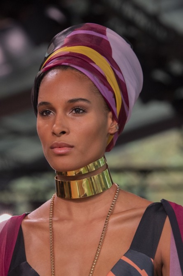 اسبوع الموضة في باريس 2019 مجموعة ايلي صعب الفاخرة لربيع وصيف 2020