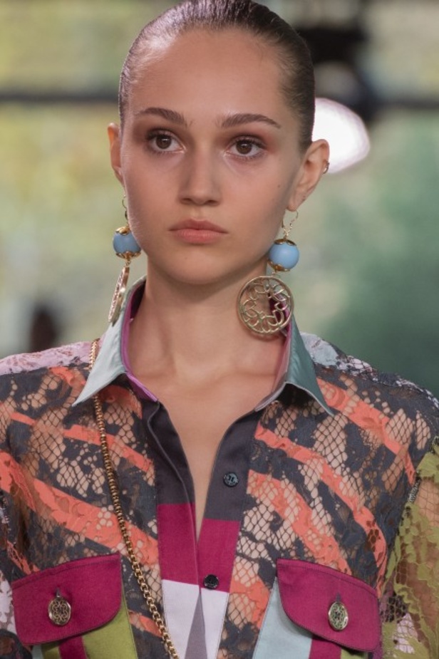 اسبوع الموضة في باريس 2019 مجموعة ايلي صعب الفاخرة لربيع وصيف 2020