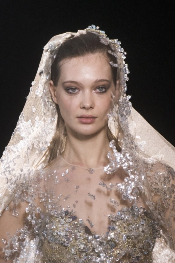 مجموعة ايلي صعب للهوت كوتور لربيع وصيف 2019