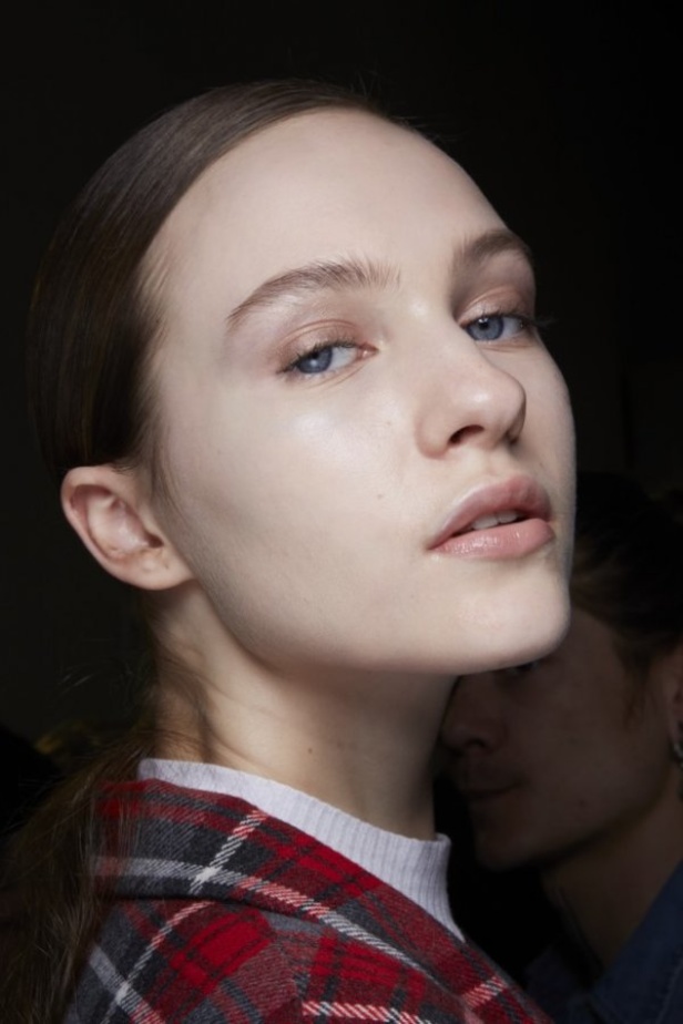 مجموعة Elie Saab لخريف وشتاء 2020-2021 خلال اسبوع الموضة في باريس