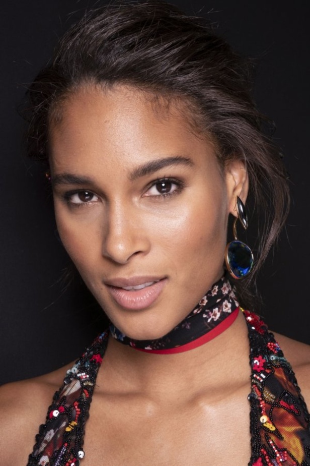 مجموعة ايلي صعب لموسم ربيع وصيف 2019