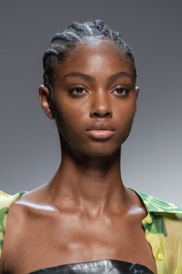 اسبوع الموضة في ميلان 2019 عرض أزياء ERMANNO SCERVINO لربيع وصيف 2020