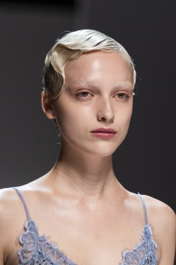 اسبوع الموضة في ميلان 2019 عرض أزياء ERMANNO SCERVINO لربيع وصيف 2020