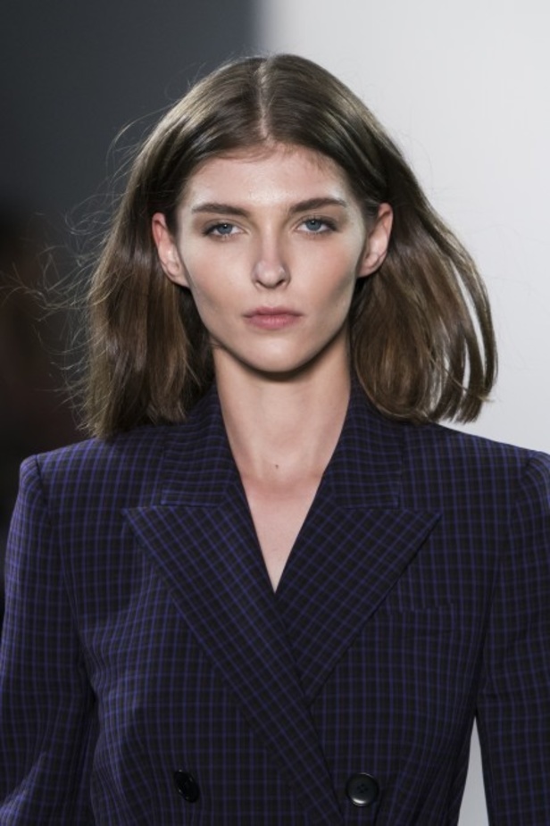 عرض أزياء إيلي تاهاري لخريف وشتاء 2019