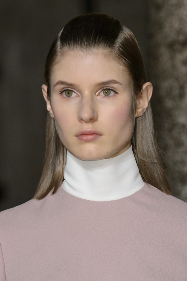 مجموعة EMILIA WICKSTEAD لموسم خريف وشتاء 2017