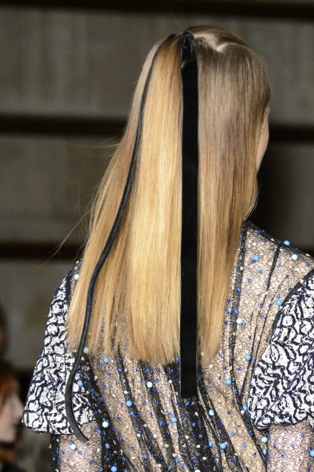 مجموعة EMILIA WICKSTEAD لموسم خريف وشتاء 2017