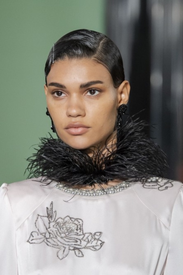 مجموعة erdem للالبسة الجاهزة من اسبوع الموضة في لندن  2020 