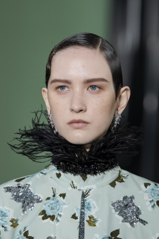 مجموعة erdem للالبسة الجاهزة من اسبوع الموضة في لندن  2020 