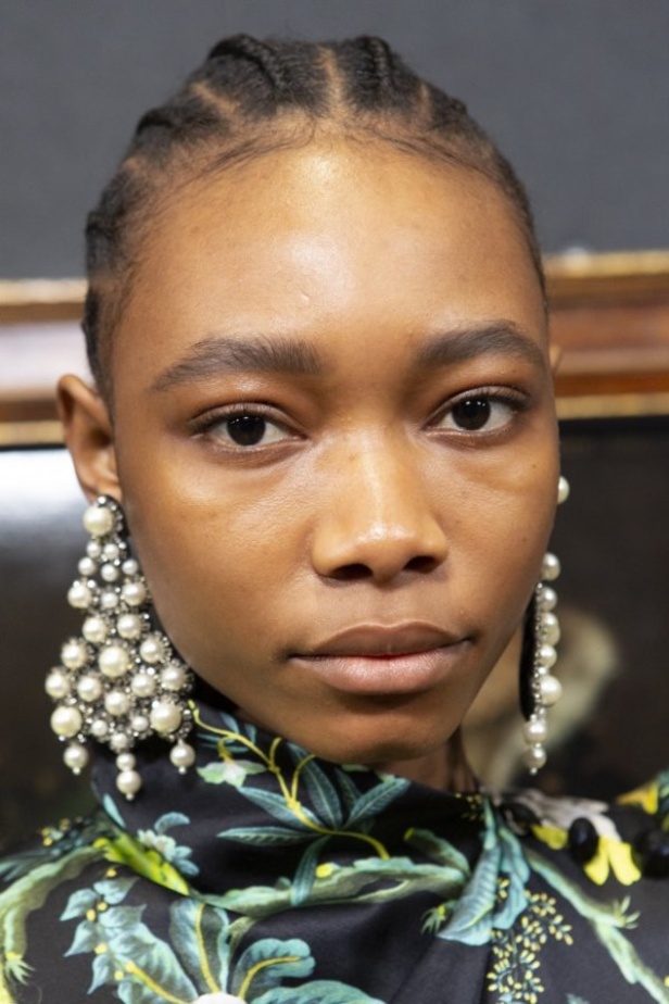 مجموعة erdem للالبسة الجاهزة من اسبوع الموضة في لندن  2020 