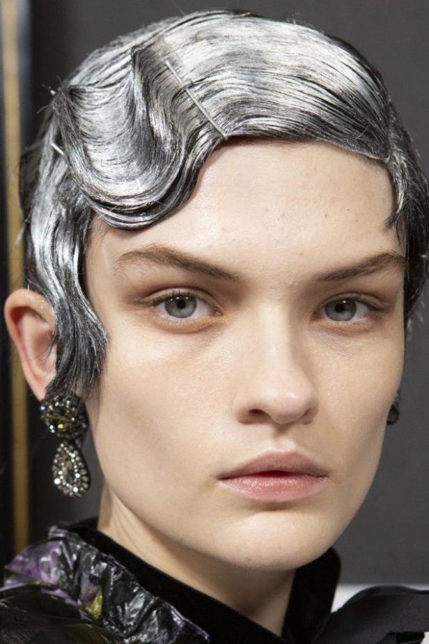 مجموعة erdem للالبسة الجاهزة من اسبوع الموضة في لندن  2020 