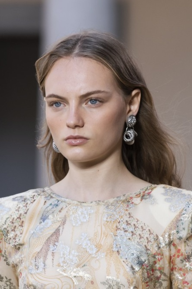 اسبوع الموضة في ميلان 2019  مجموعة ETRO لربيع وصيف 2020