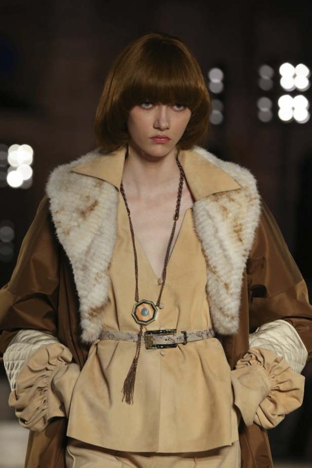 مجموعة فندي كوتور 2020 تحتفي  بالعراقة الإيطالية