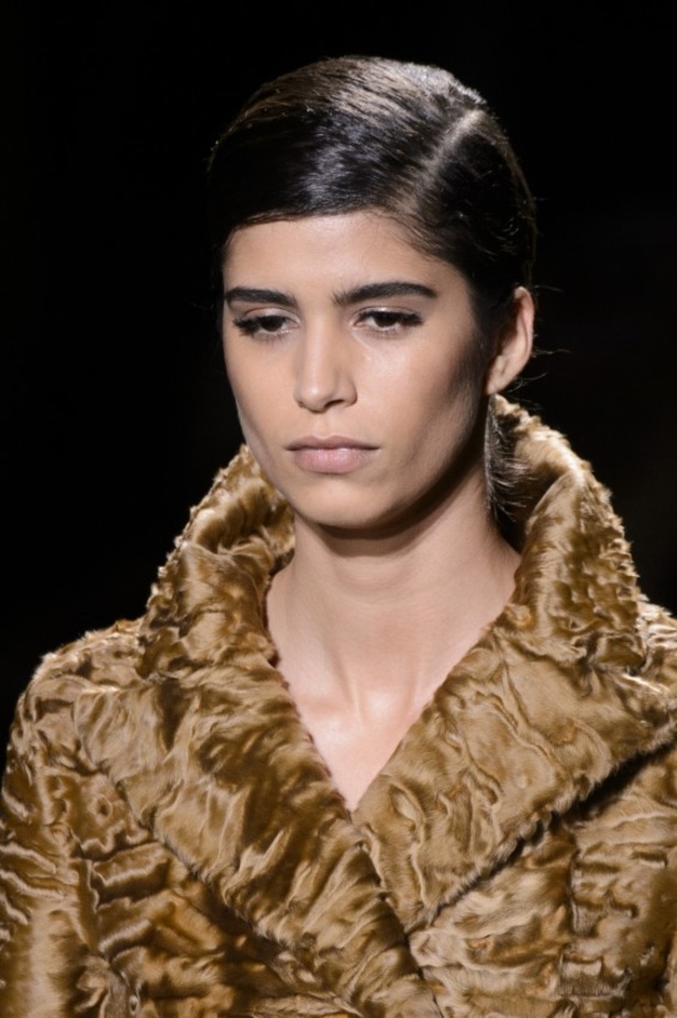 مجموعة Fendi من الألبسة الفاخرة لخريف وشتاء 2017