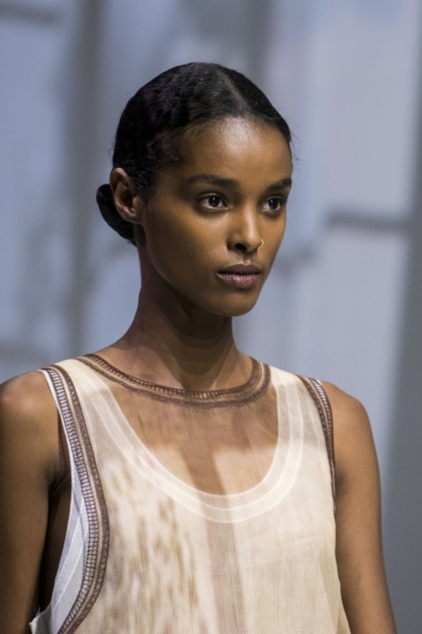 عرض ازياء Fendi لربيع وصيف 2021 من اسبوع الموضة في ميلانو 