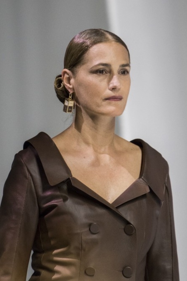 عرض ازياء Fendi لربيع وصيف 2021 من اسبوع الموضة في ميلانو 