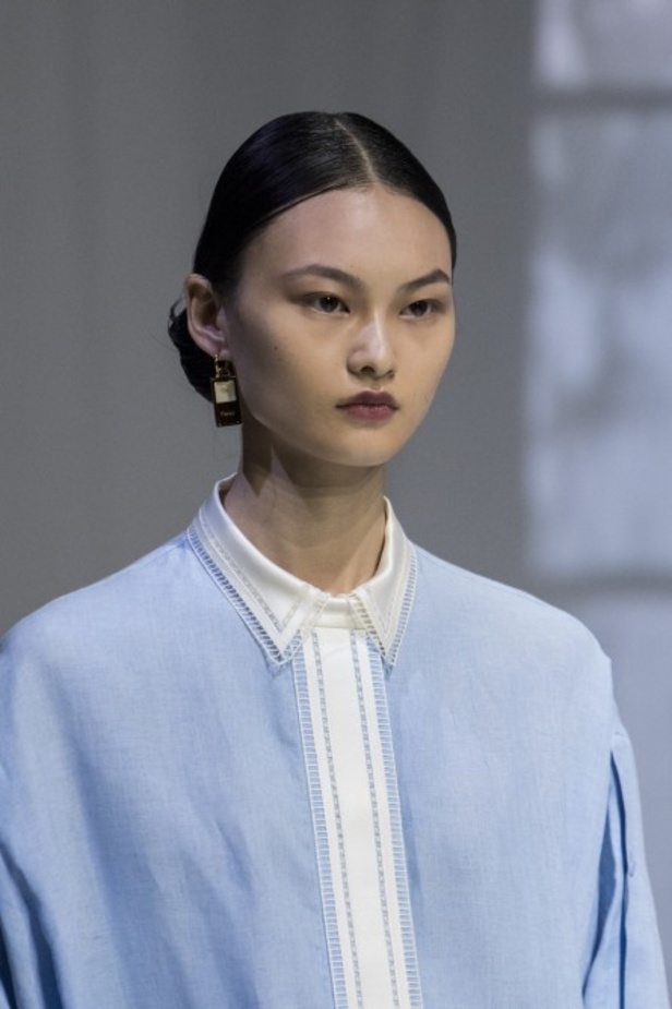 عرض ازياء Fendi لربيع وصيف 2021 من اسبوع الموضة في ميلانو 