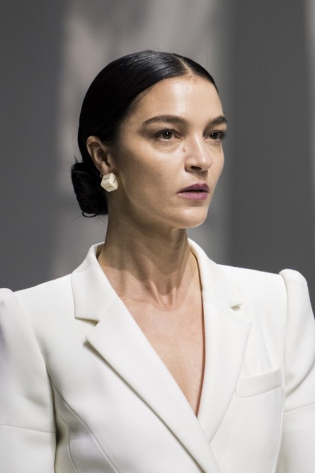 عرض ازياء Fendi لربيع وصيف 2021 من اسبوع الموضة في ميلانو 